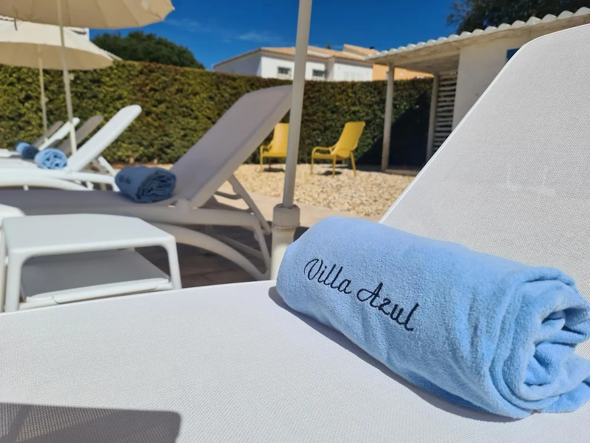 Villa Azul: Luxury Retreat with Private Pool and Club Access Vilamoura