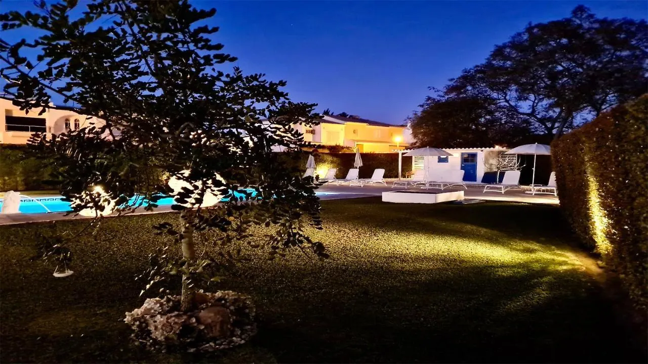 Villa Azul: Luxury Retreat with Private Pool and Club Access Vilamoura Portugal