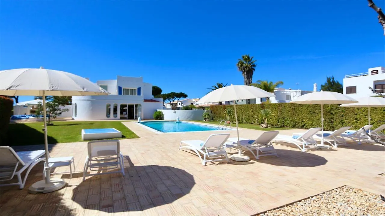 Villa Azul: Luxury Retreat with Private Pool and Club Access Vilamoura 0*,  Portugal
